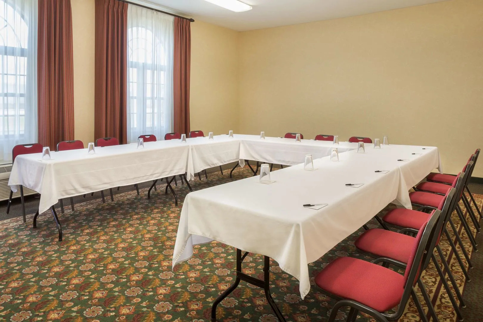 Country Inn & Suites by Radisson, Greenfield, IN