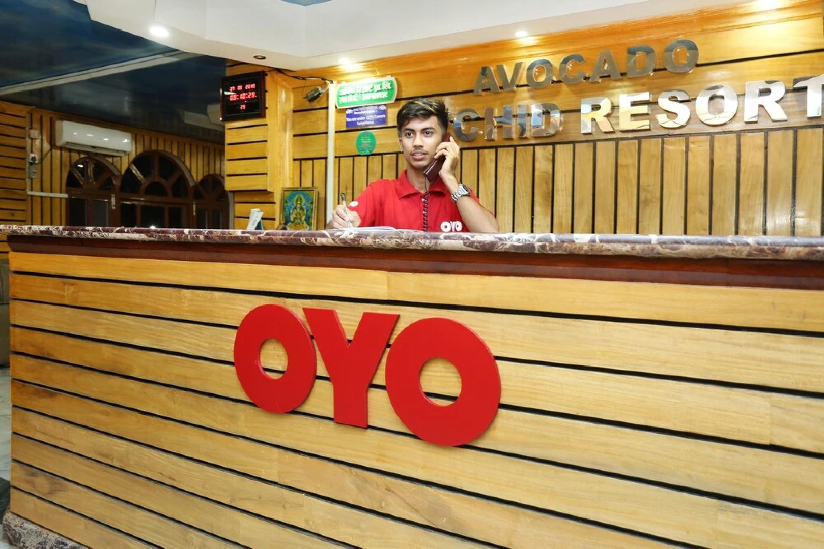 OYO 502 Avocado Orchid Resort