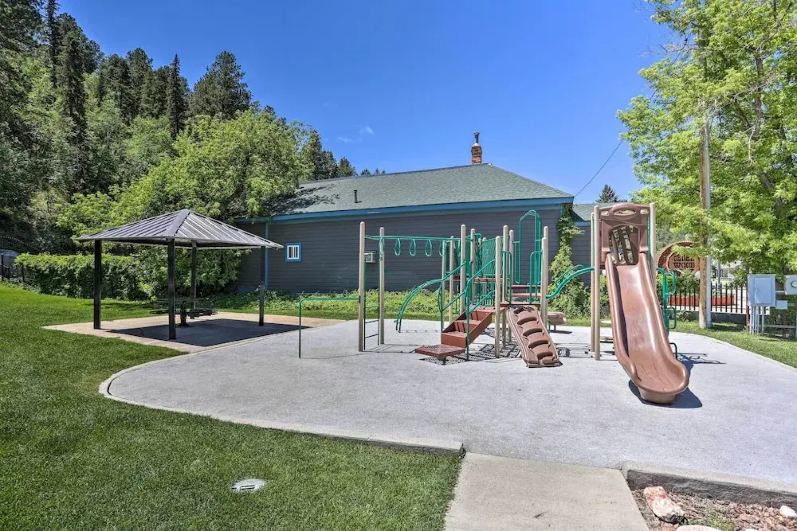 Sleek Deadwood Getaway < 1 Mi to Downtown!