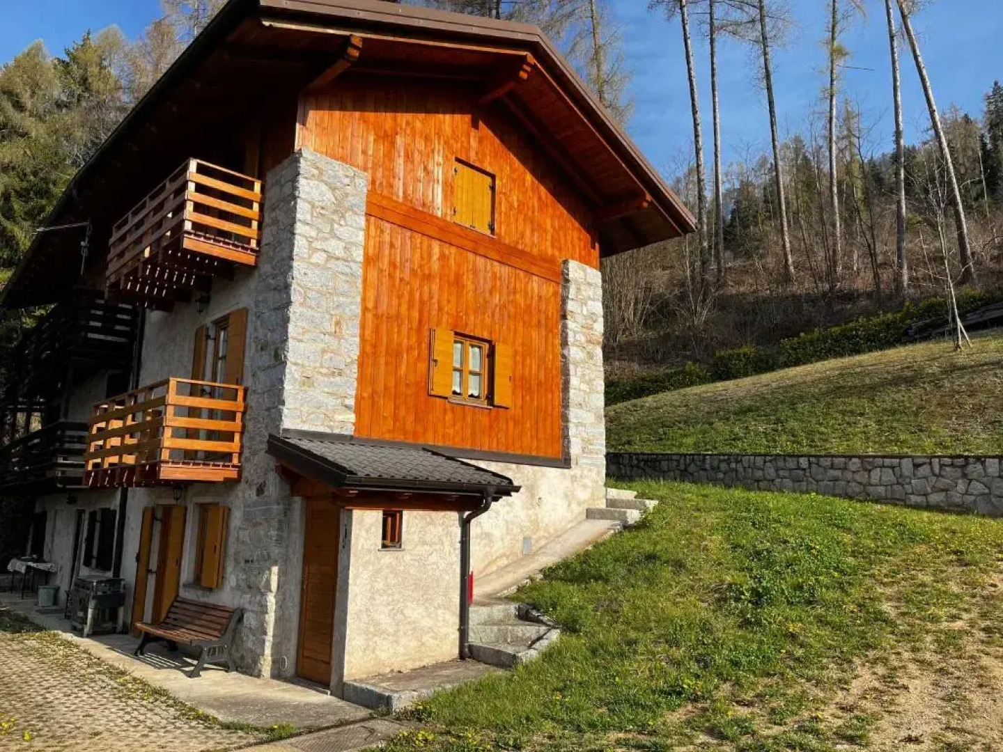 Baita Gegia - 022240-At-010284