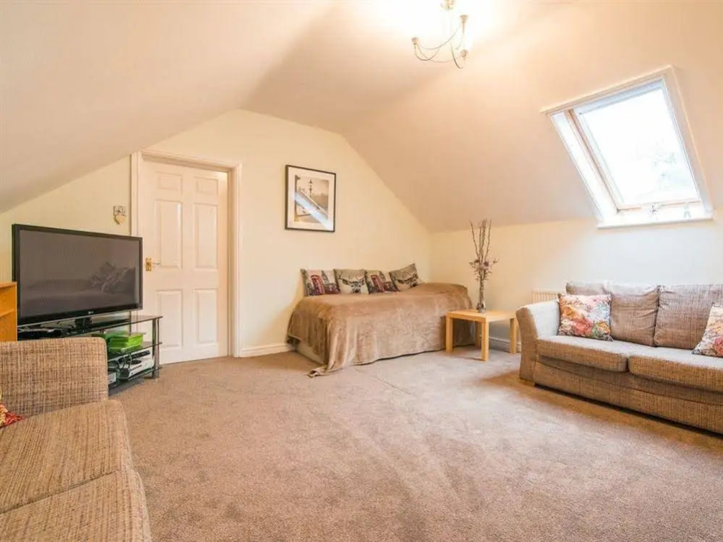 The Loft Apartment at Piggotts Hall