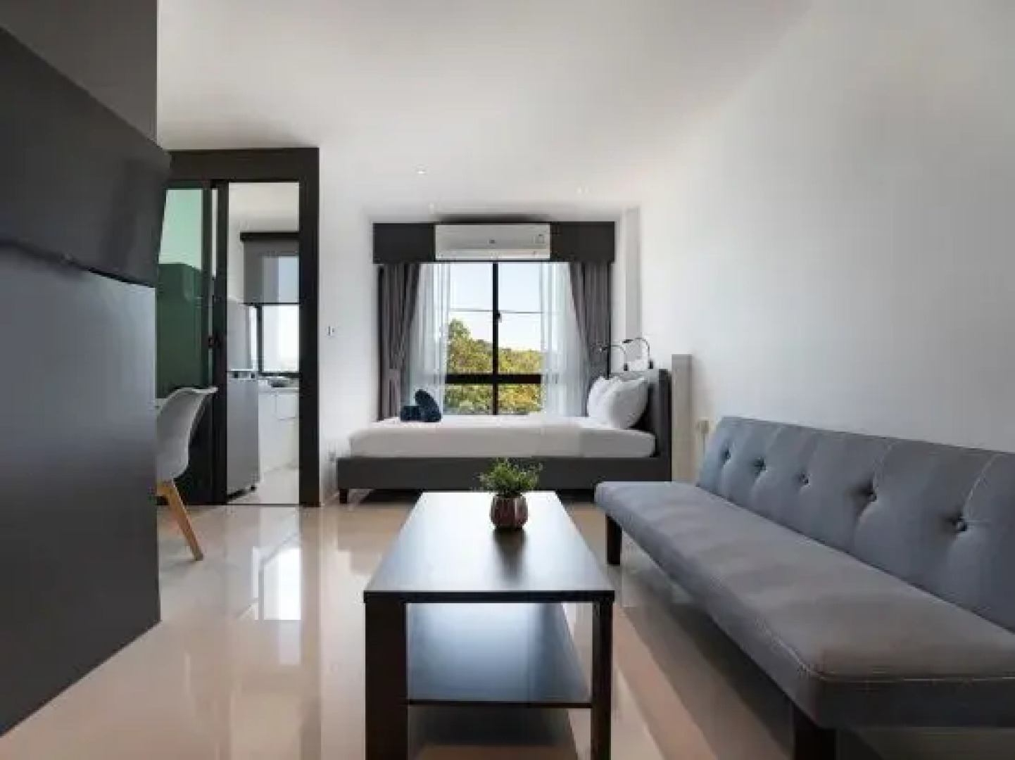 Central Hill View A901 A