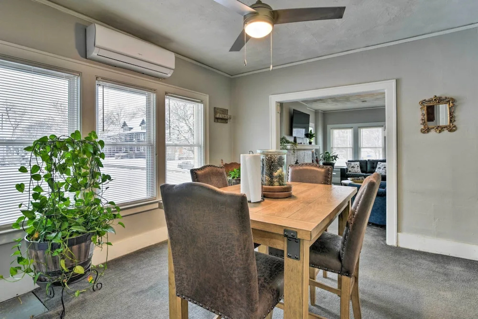 Detroit Apartment - 5 Mi to Downtown!