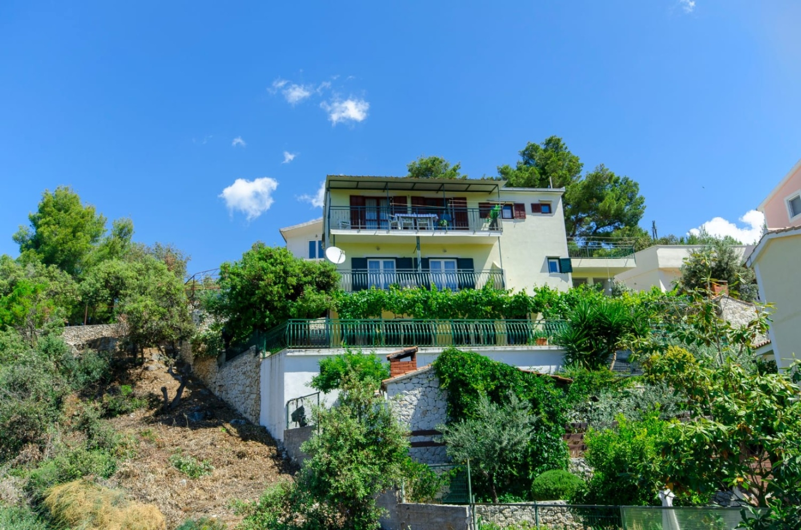 Apartment Bosiljka - by the sea: A2 Sevid, Riviera Trogir