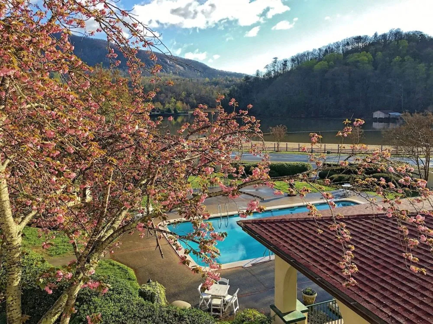 The 1927 Lake Lure Inn & Spa