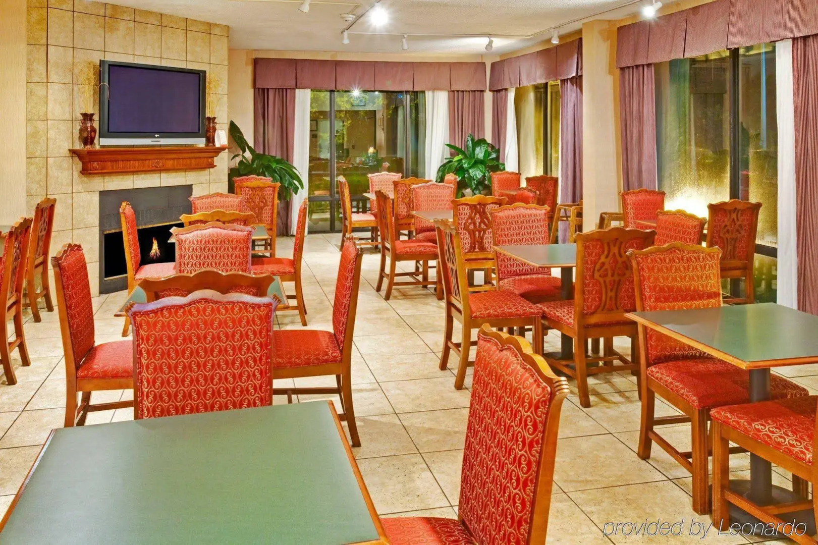 Holiday Inn Express Memphis Medical Center Midtown by IHG