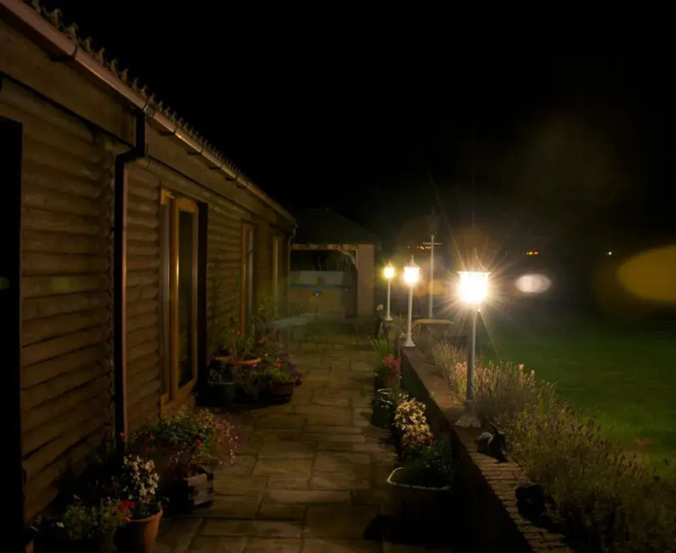 Treetops Cottages & Spa