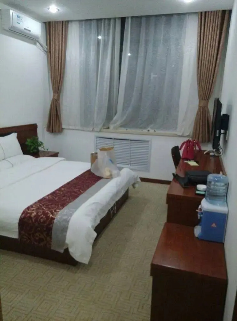 Rongyuan Business Hotel