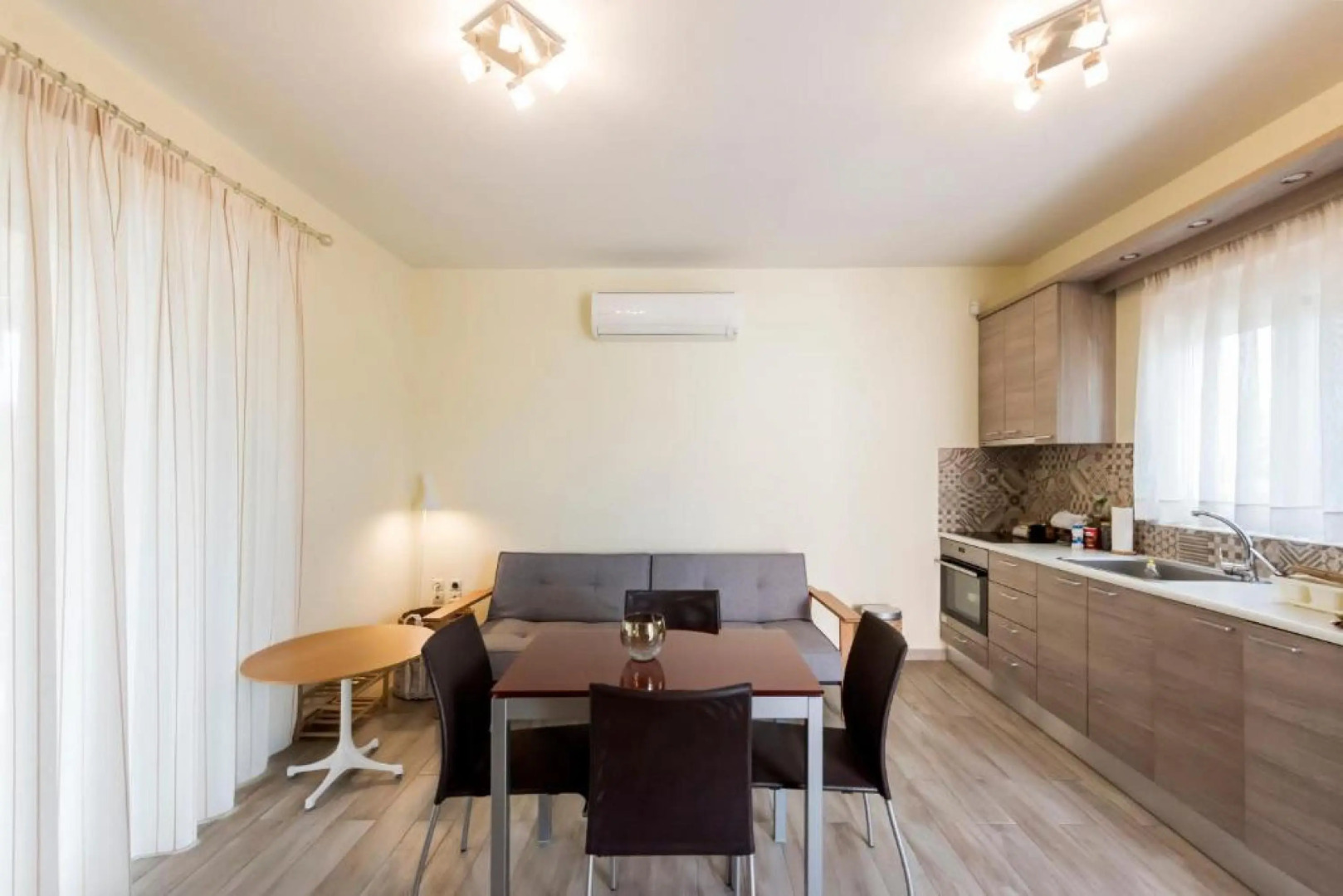 Artemis, Villa With Pool 250m To The Beach