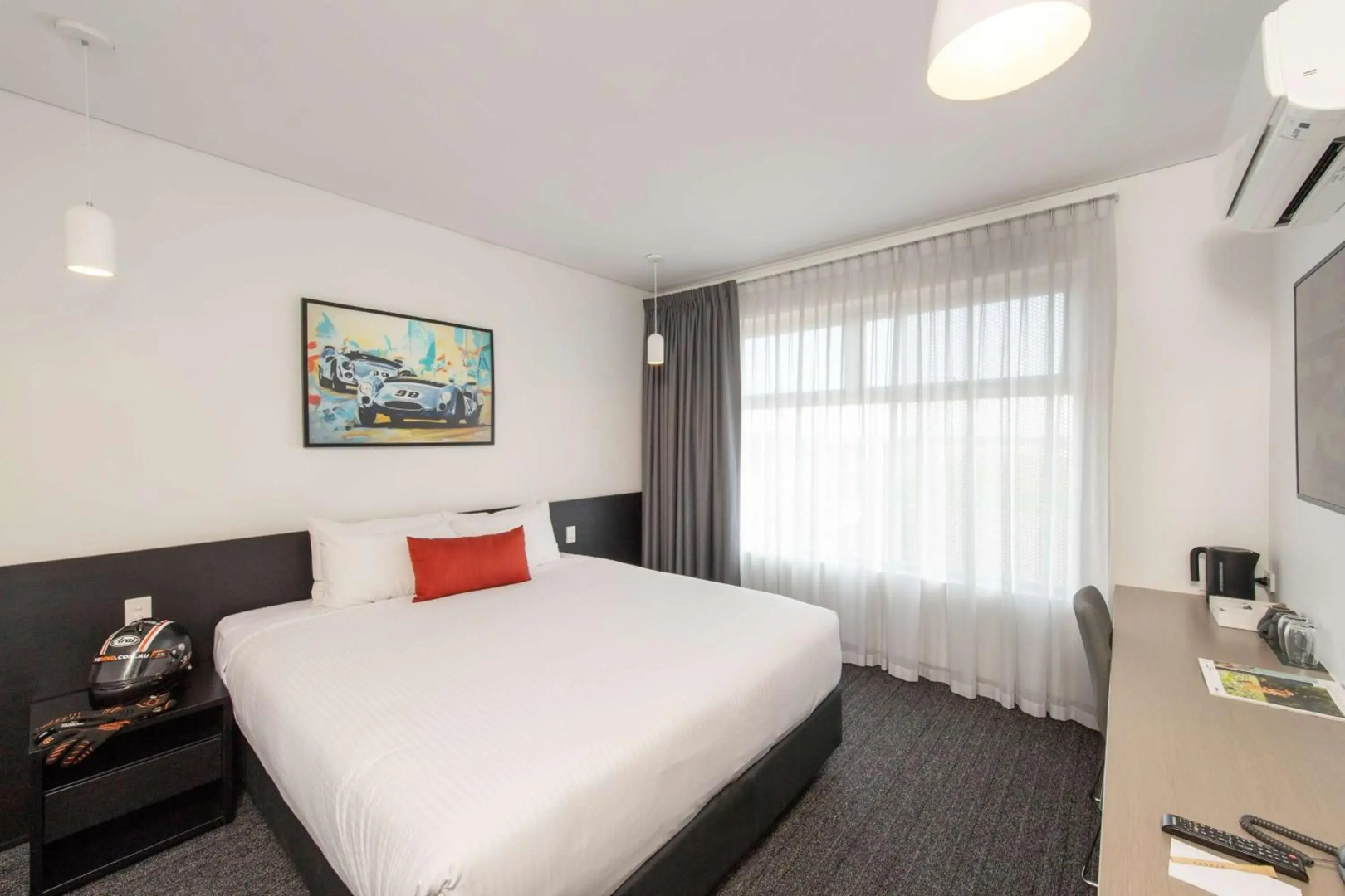 Rydges Pit Lane Hotel