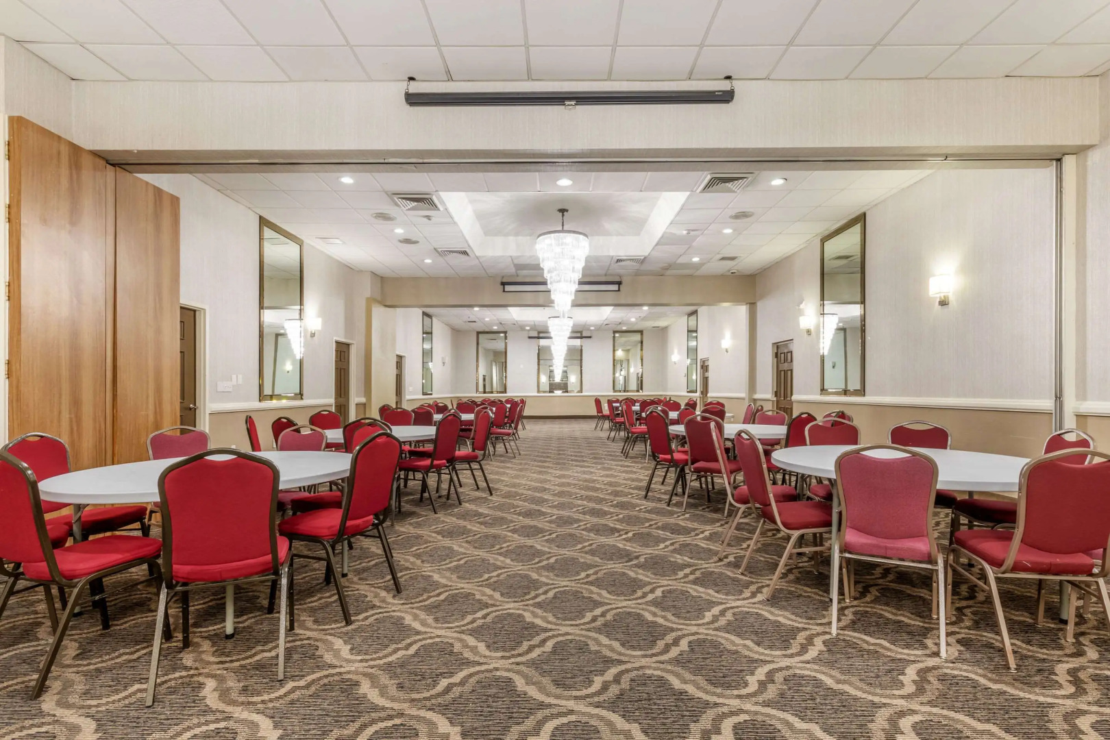 Comfort Inn & Suites Aberdeen near APG