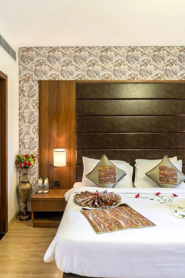 Saya Grand Resort By Treat Thane