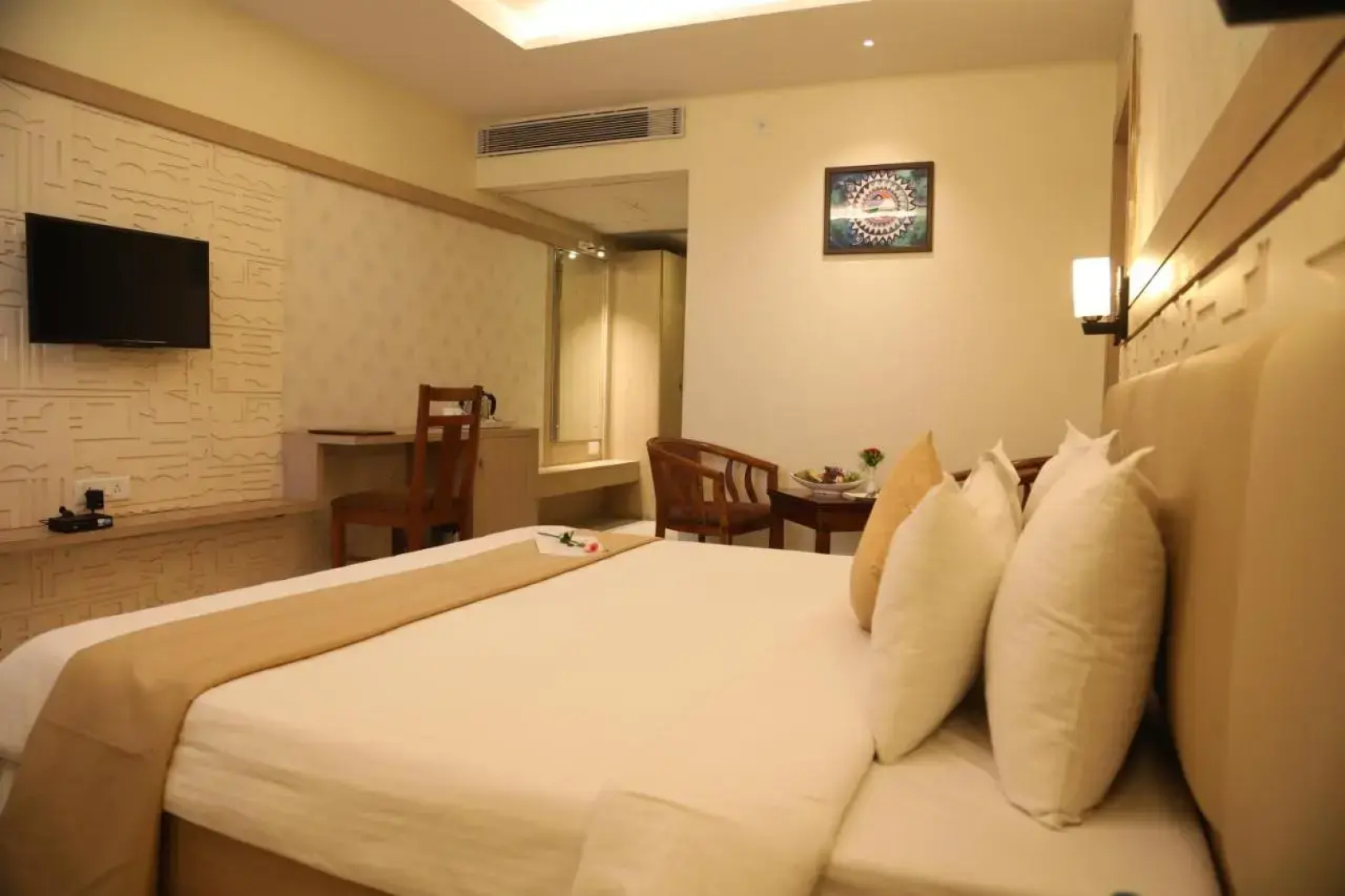 Hotel Kanha’s Palm Springs