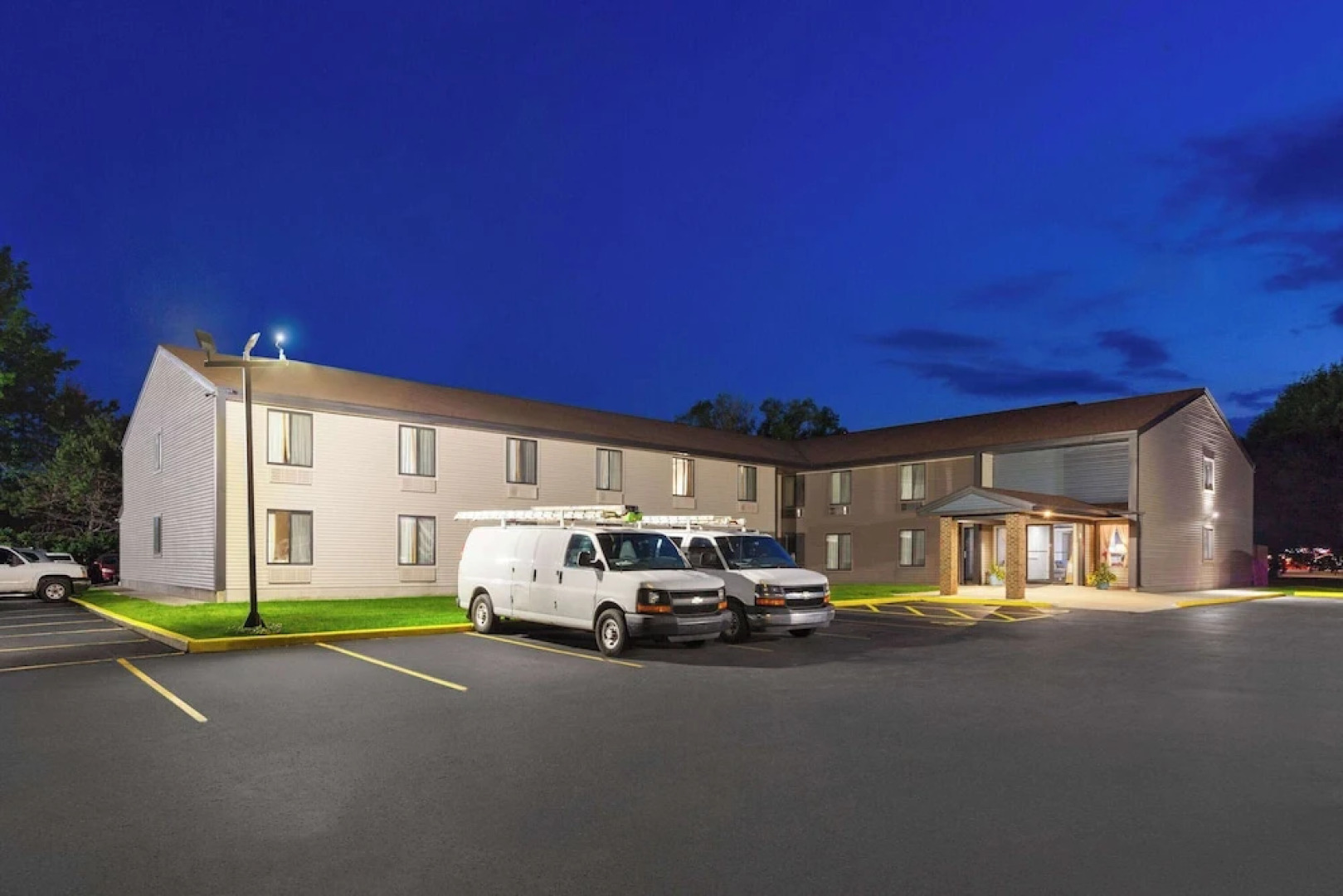 Super 8 Sun Prairie/madison E