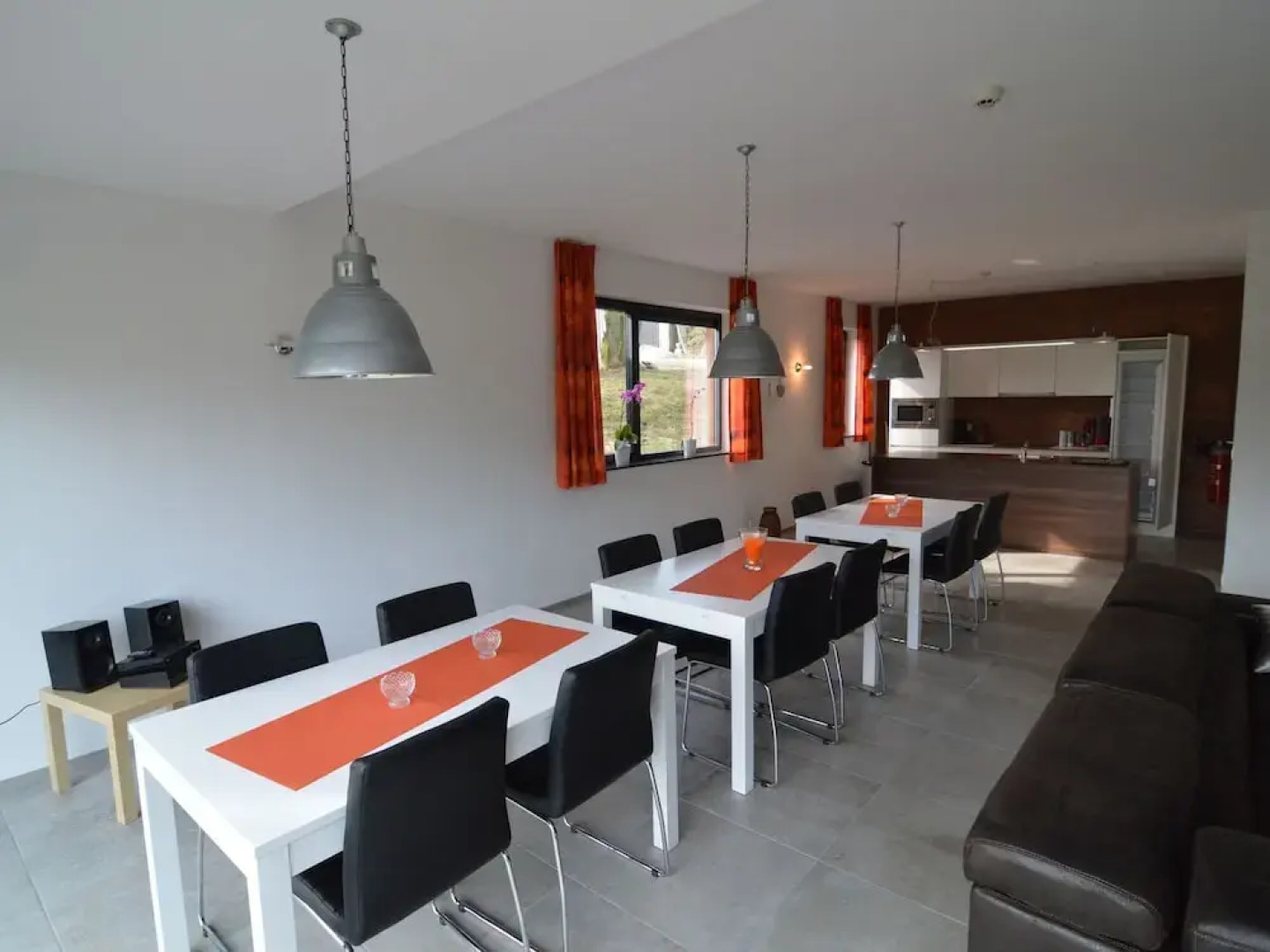 Superb Holiday Home With Barbecue