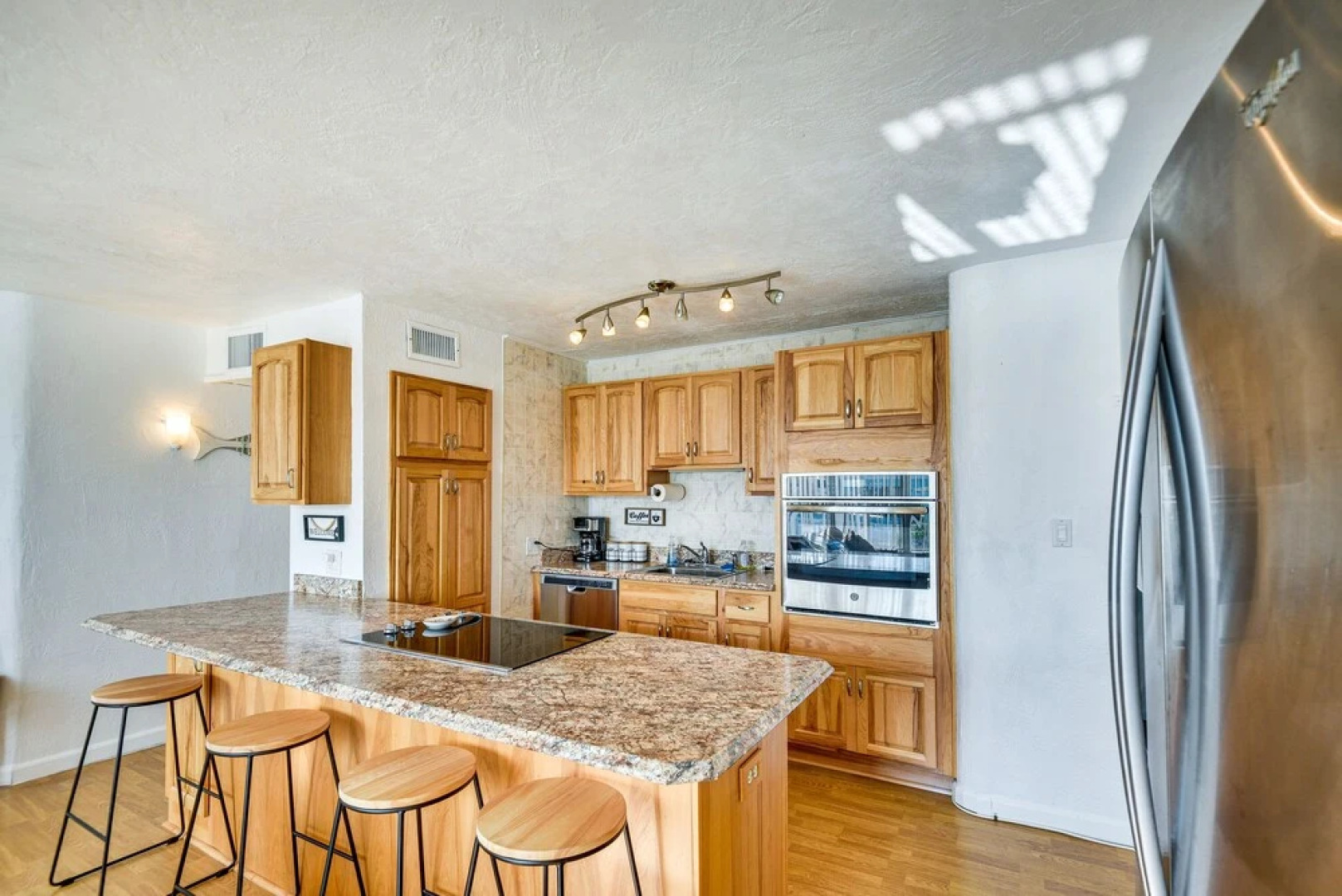 Ormond Beach Home: Walk to Community Beach!