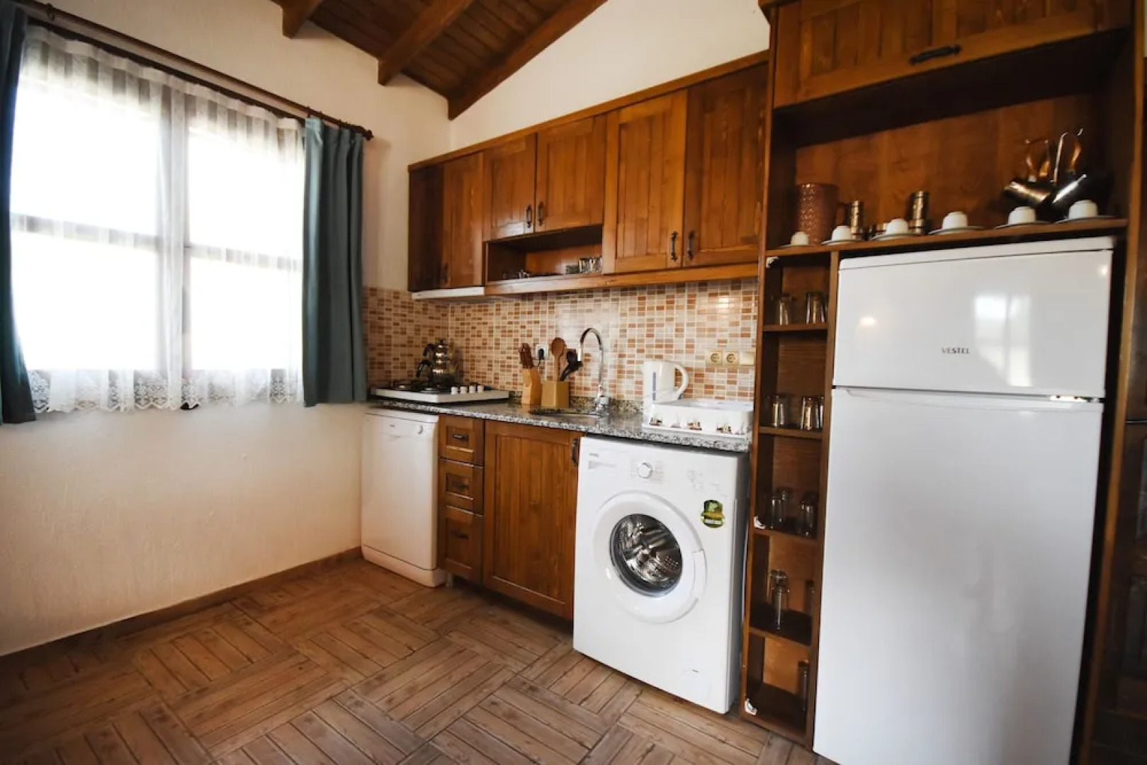 KAY6600 Villa Hayme 2 Bedrooms