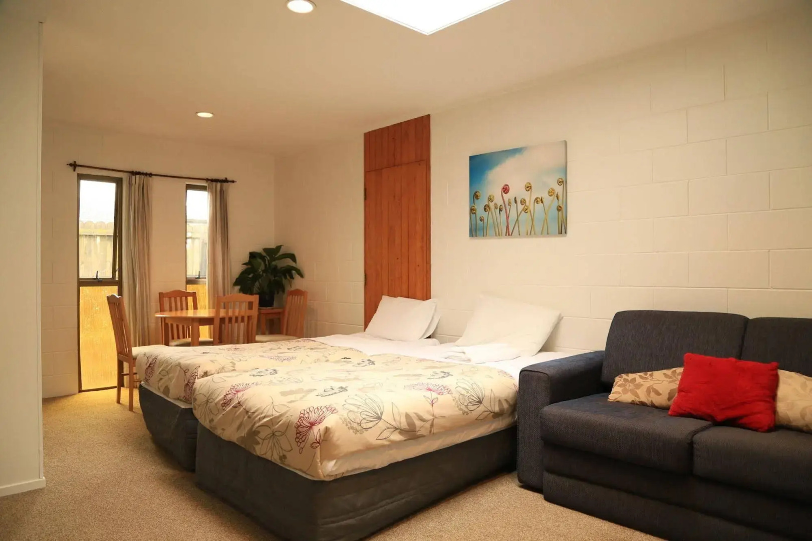 Papakura Motor Lodge & Motel