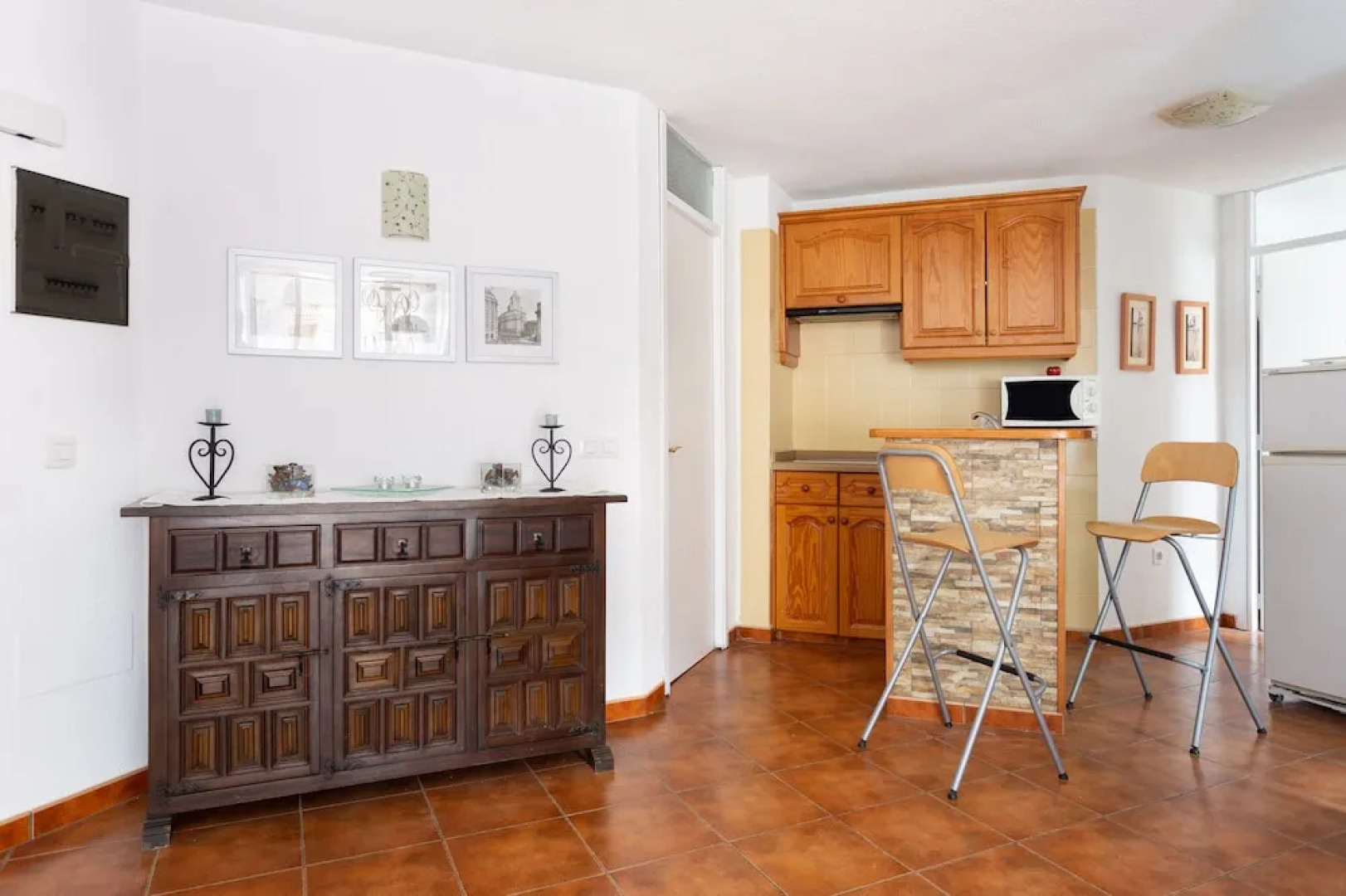 Los Silos Frontline with pool