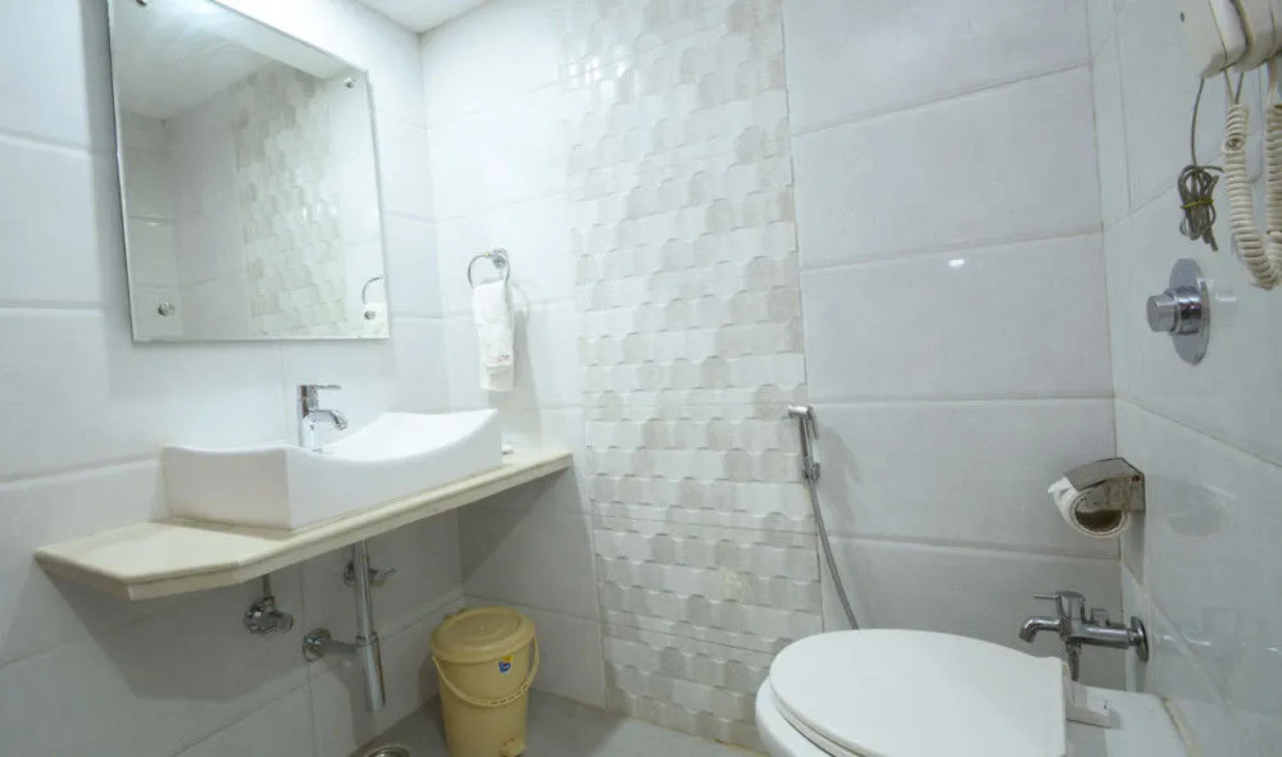 Vista Rooms at Nandan Kanan (Indore)