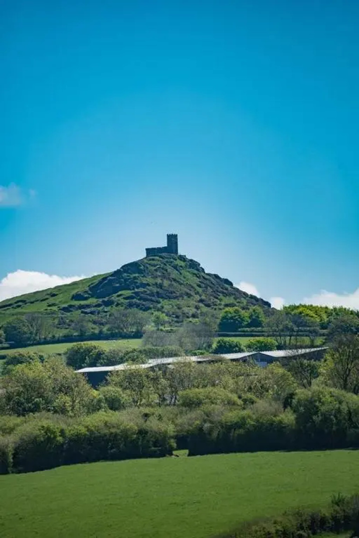 Brentor Self-catering