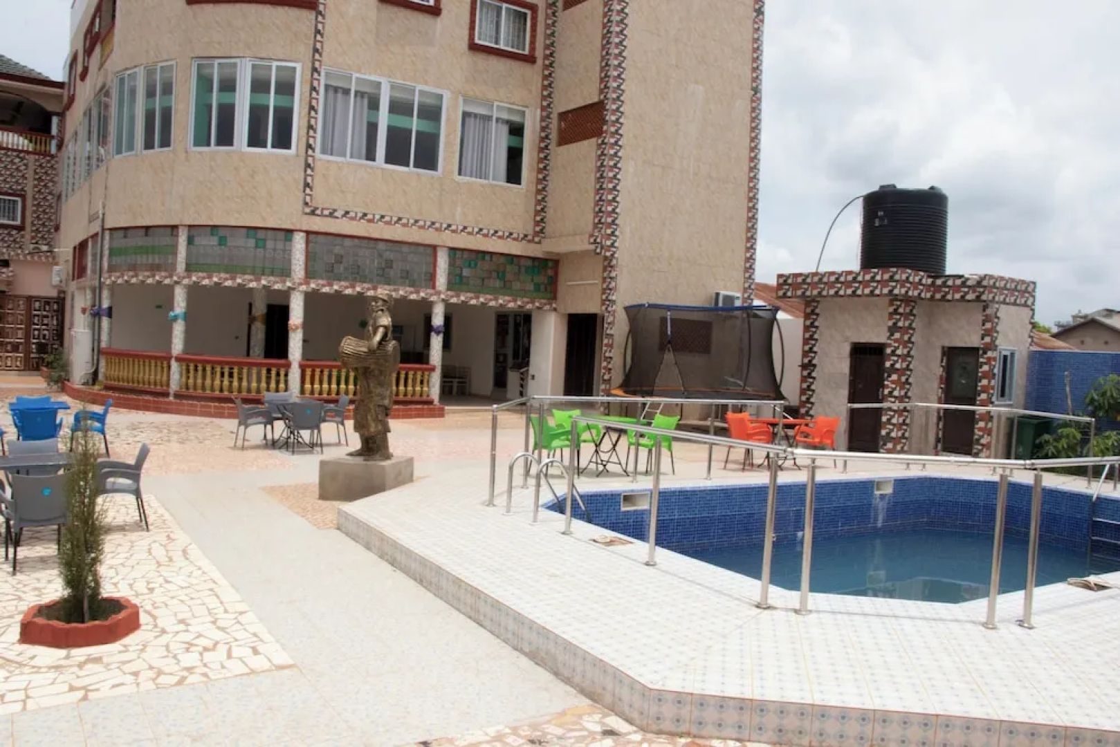 Alafia Hotel Ketou