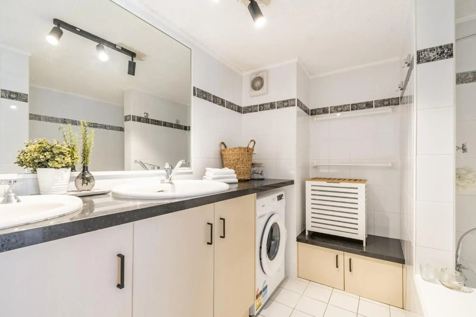 Wintersview 9 - Lennox Head