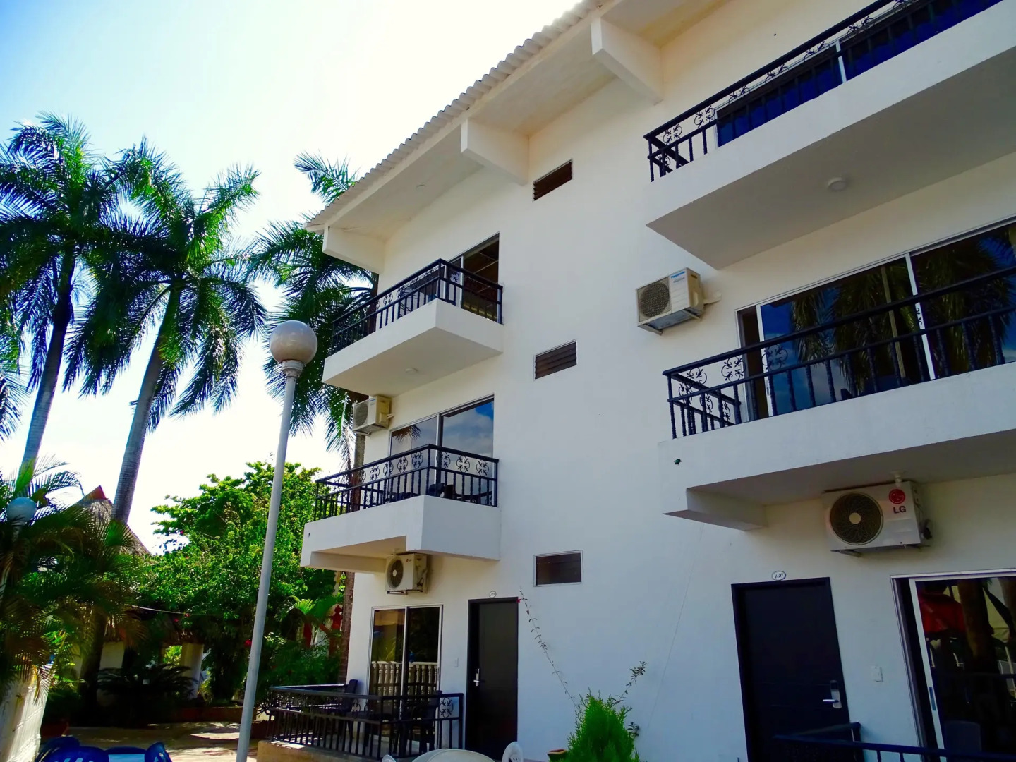 Alborada Hotel by AHMA