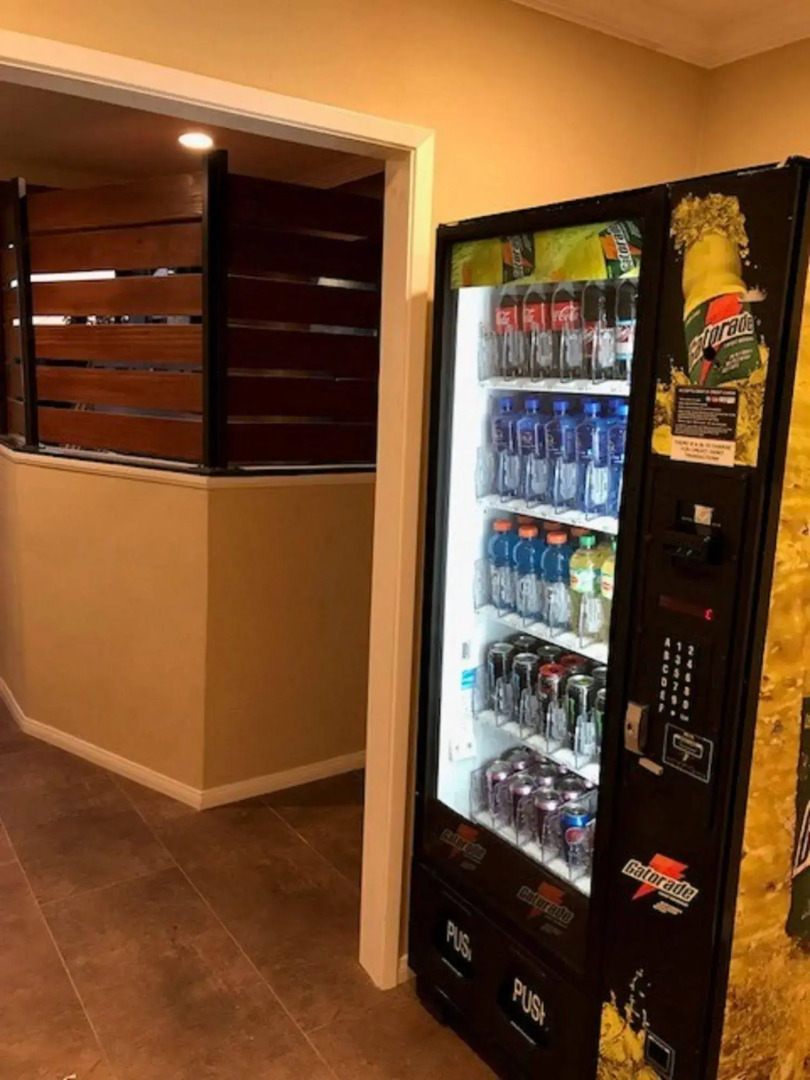 Berkshire Motor Hotel