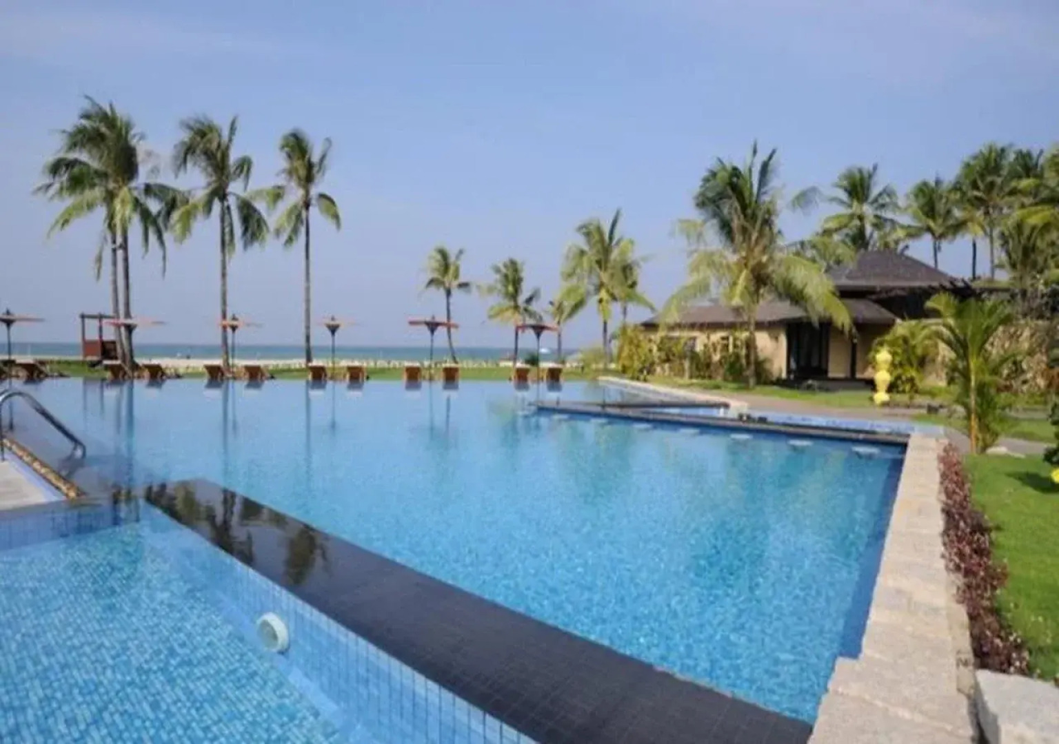 Bay Of Bengal Resort