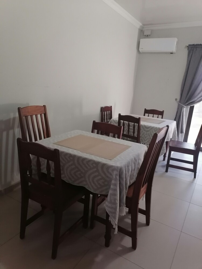 Rose and Thorn Guesthouse - Adults Only