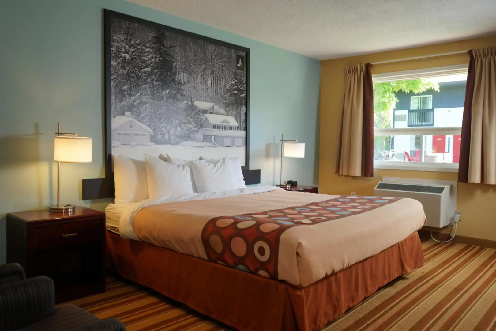 Jolly Roger Inn Resort