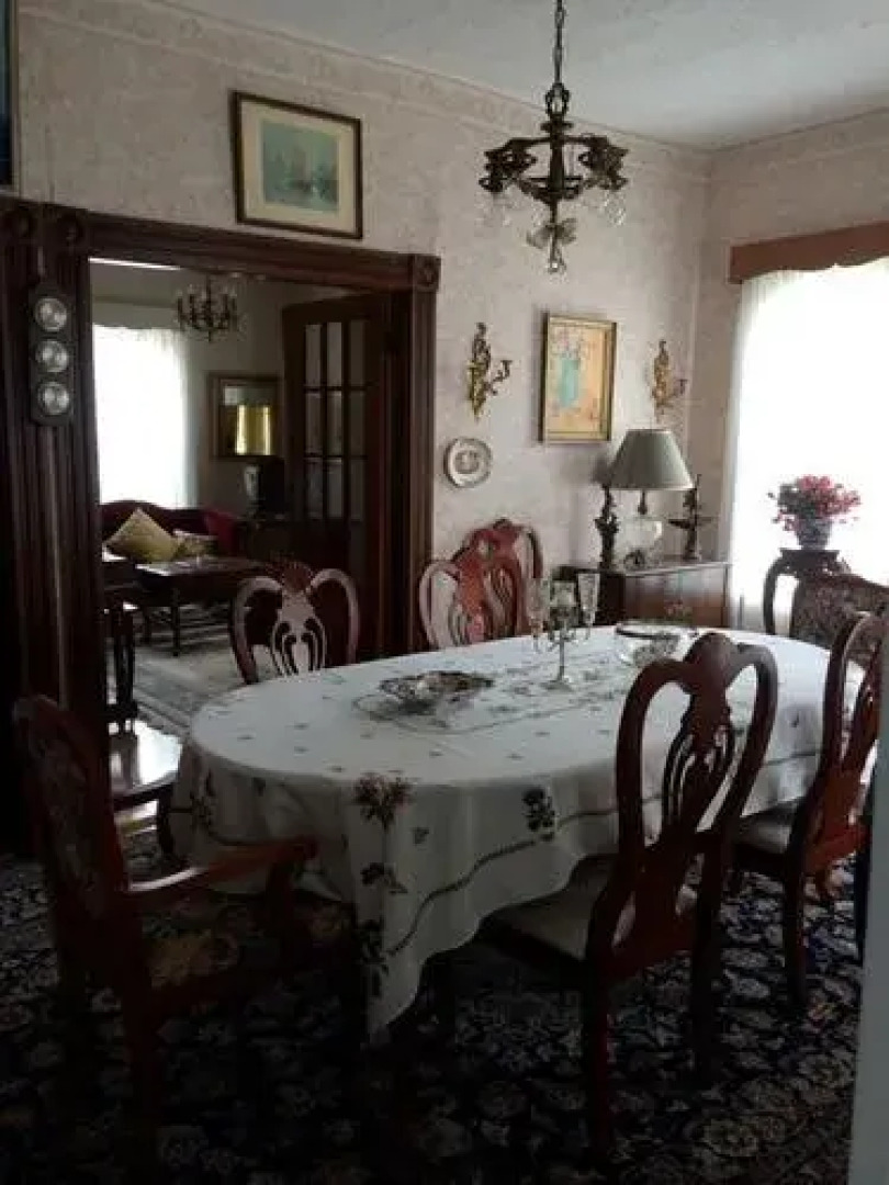 Auberge Nathalie Ora Guesthouse