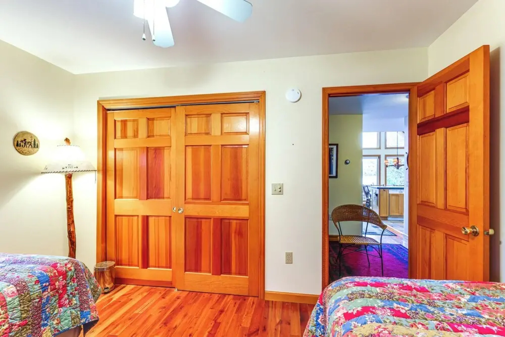 'sweet Serenity' Schroon Lake Family Retreat!