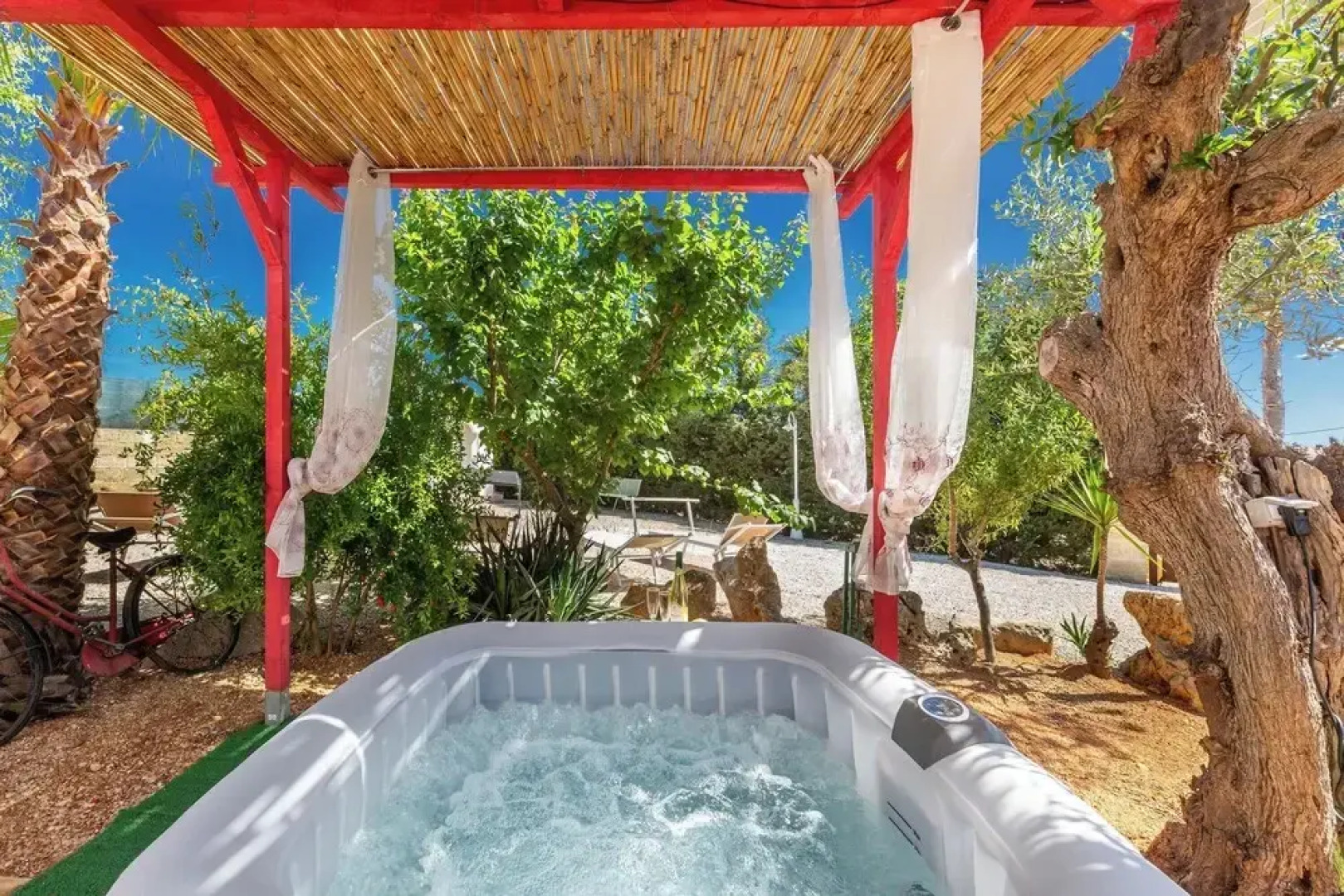 2062 La Cornola Dependance by Barbarhouse