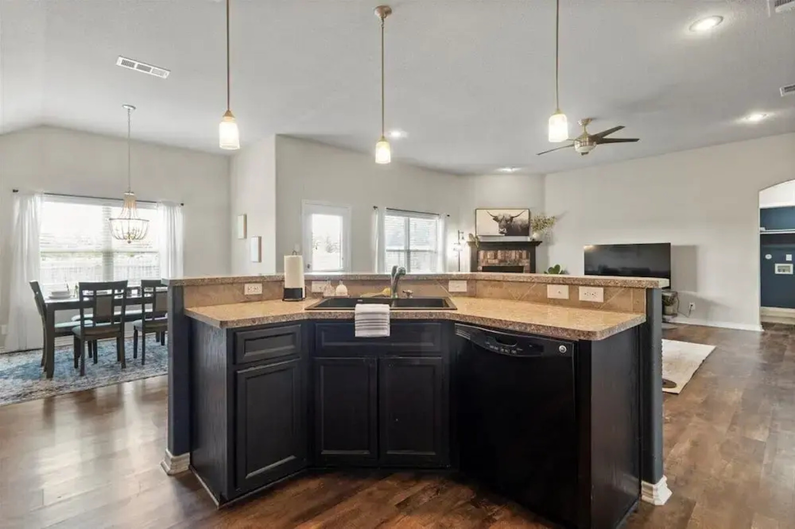 Comfortable 3BR Home in Salado