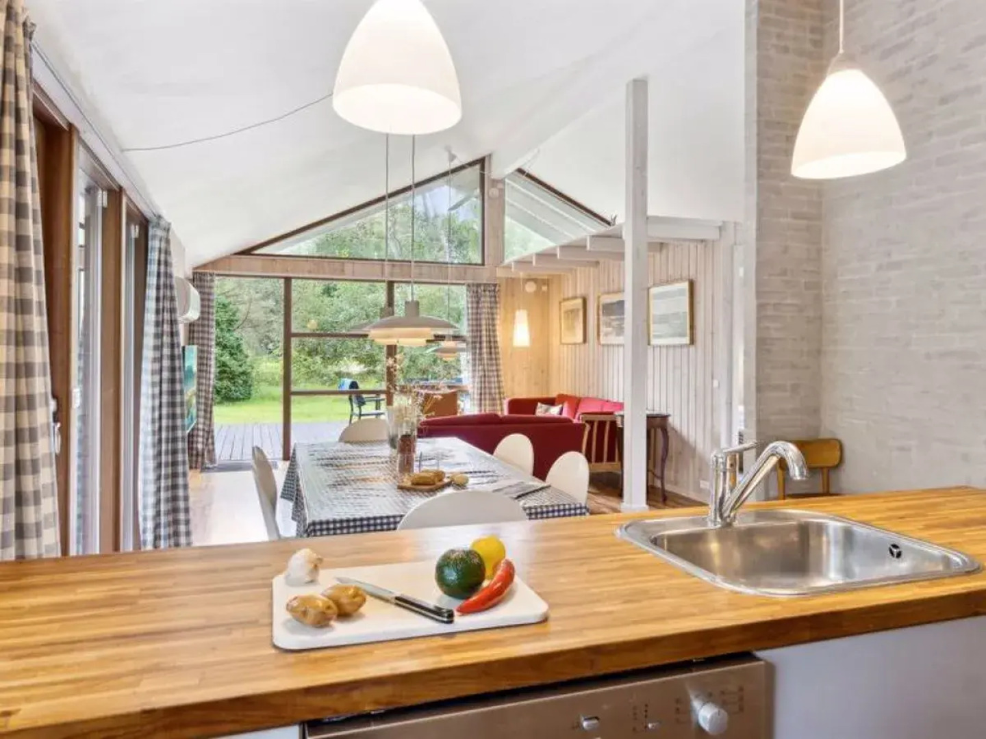 "Wilgrib" - 400m from the sea in Sealand