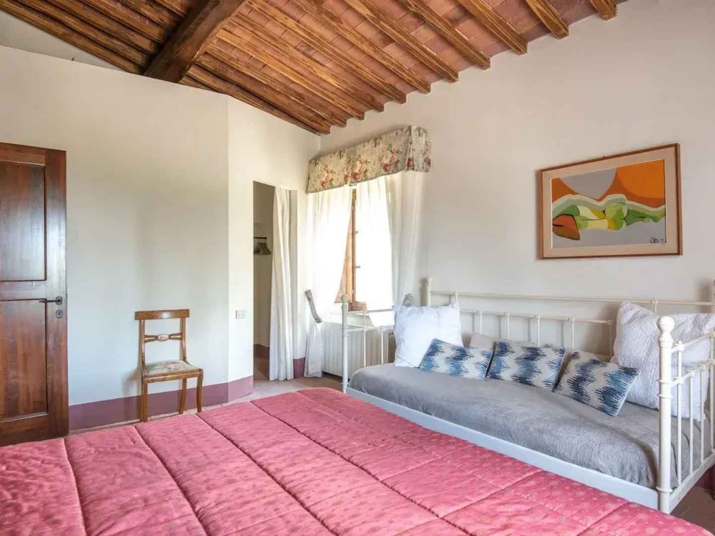 Secluded Apartment in Rapolano Terme with Garden