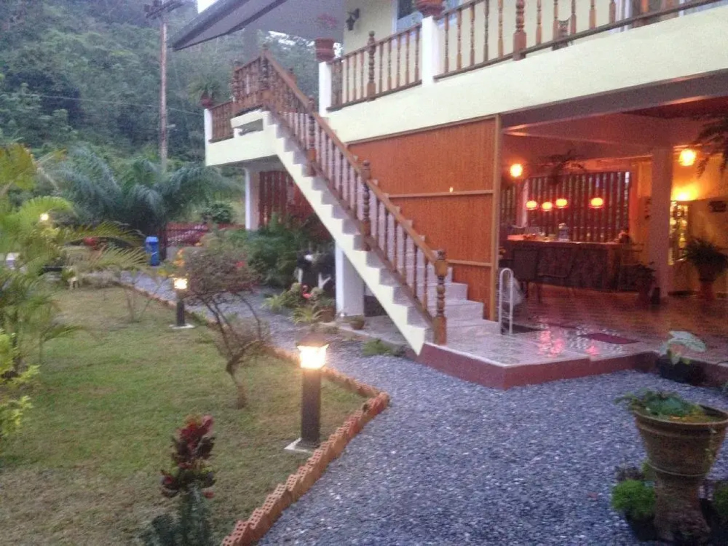 Bed & Breakfast To-Co