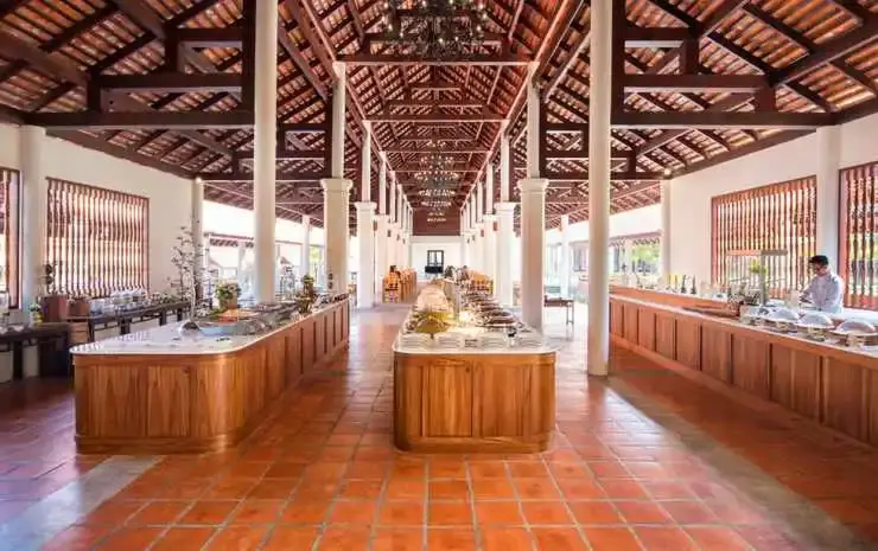 Le Menara Khao Lak beachfront Villa & Resort