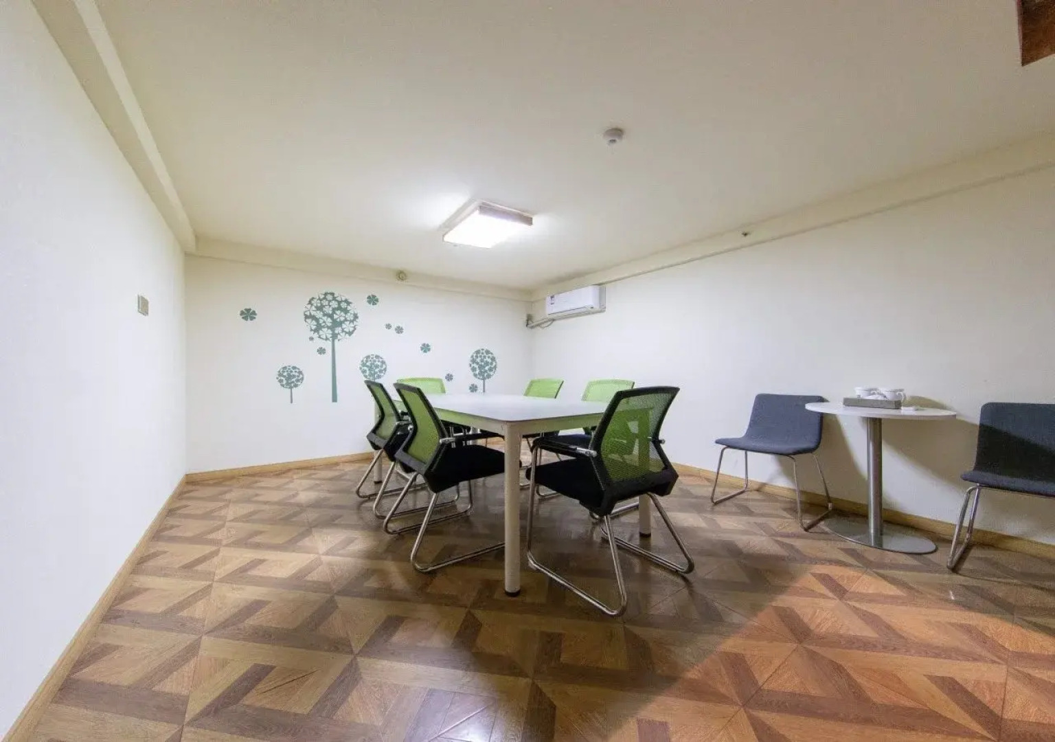 ibis Styles NT Shimao Plz