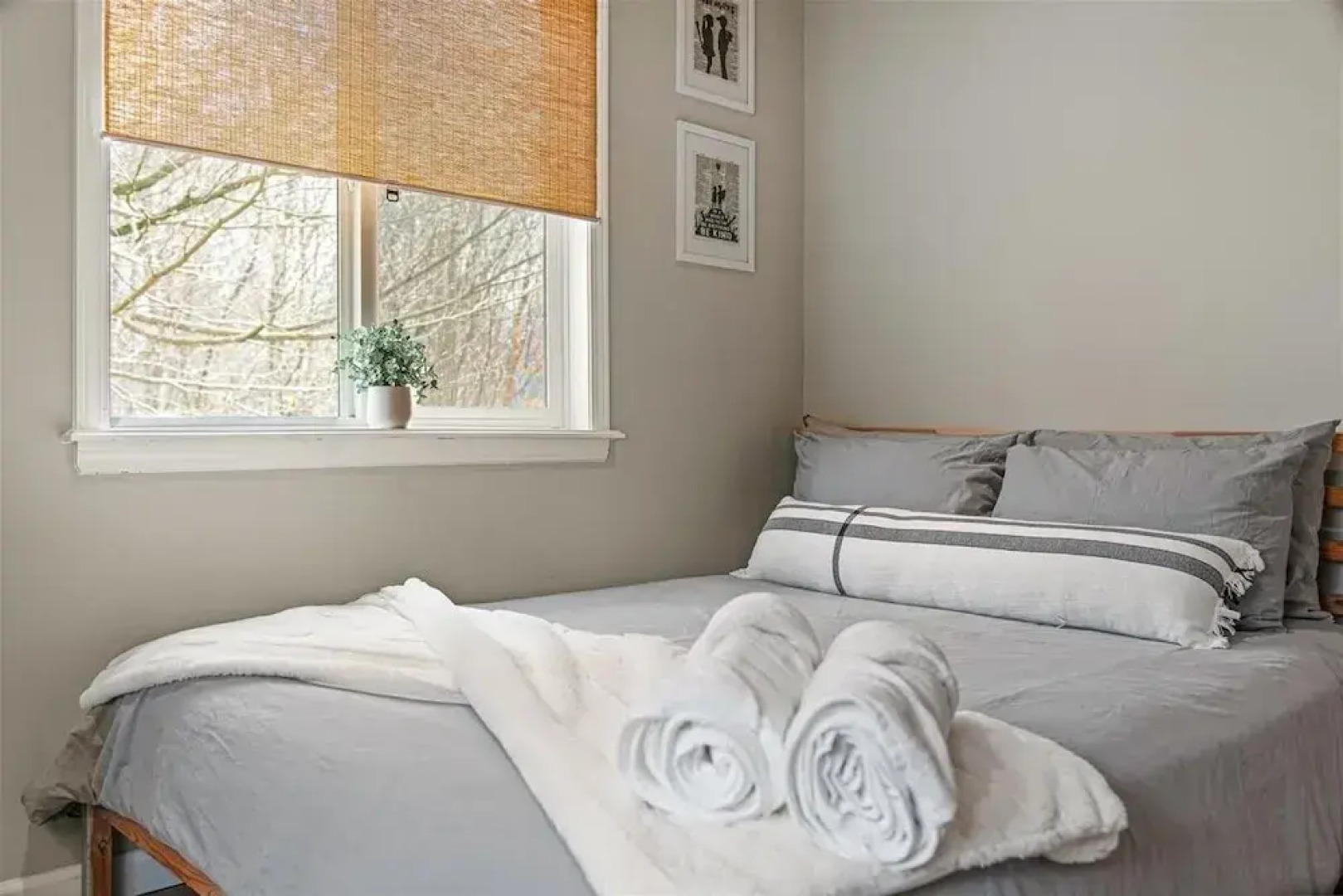 Pocono Scandinavian Cottage 2 Bedroom Cottage by RedAwning