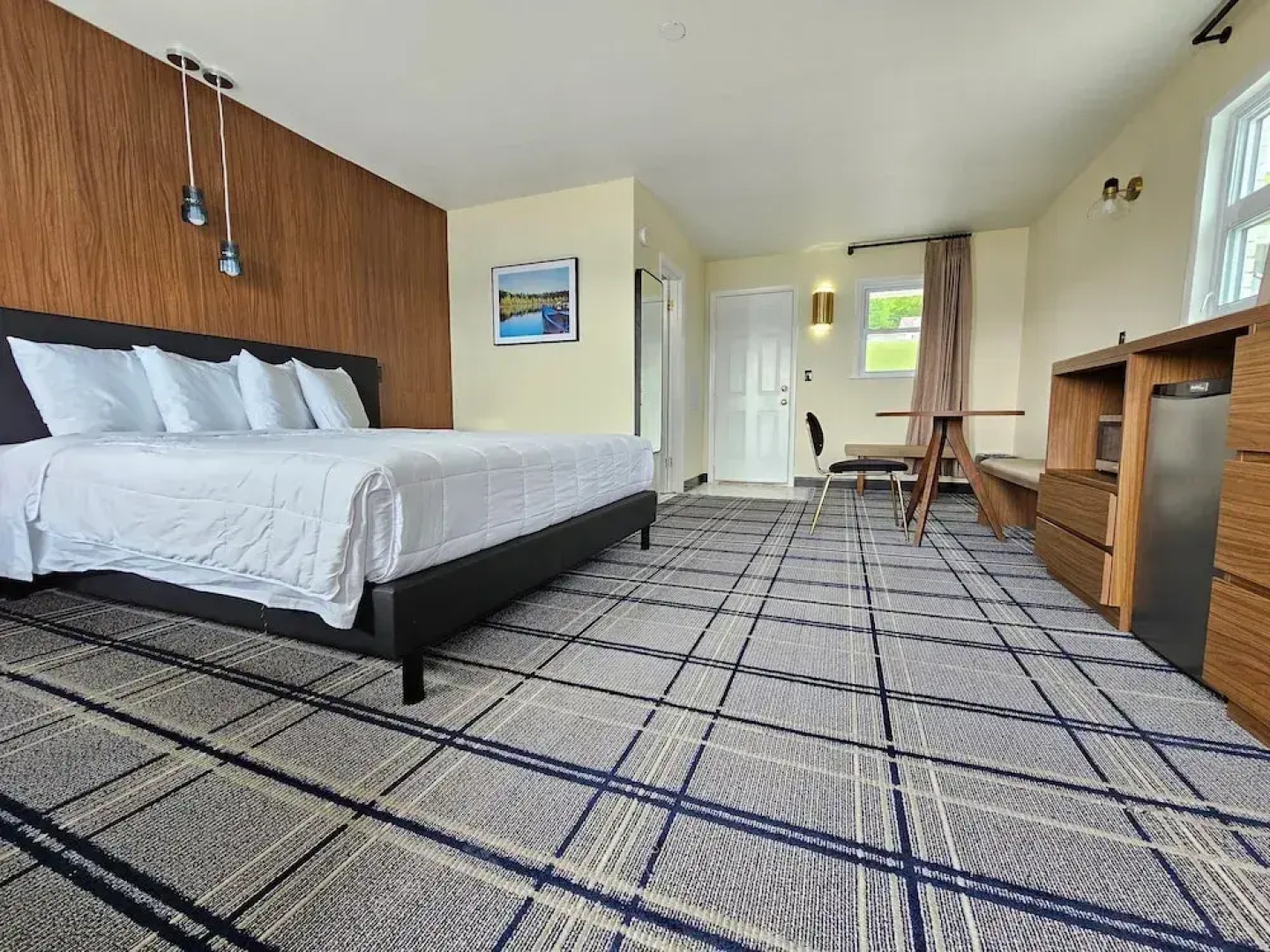 The Hotel Laurel at Seneca