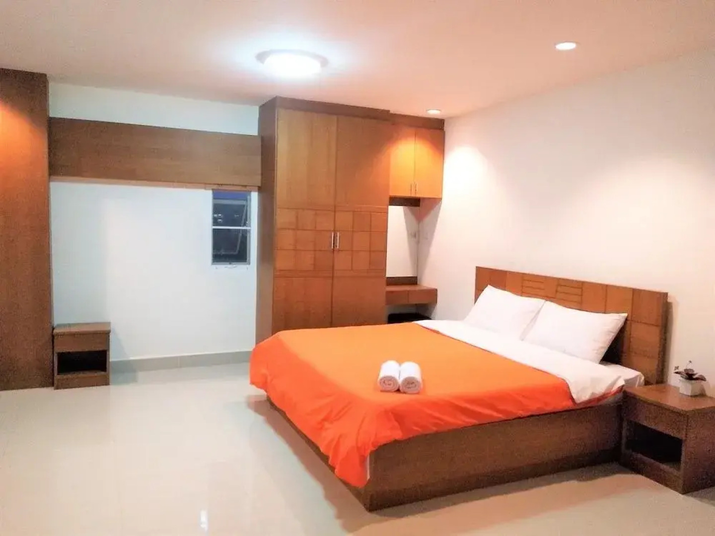 Aung Pung Serviced Apartment