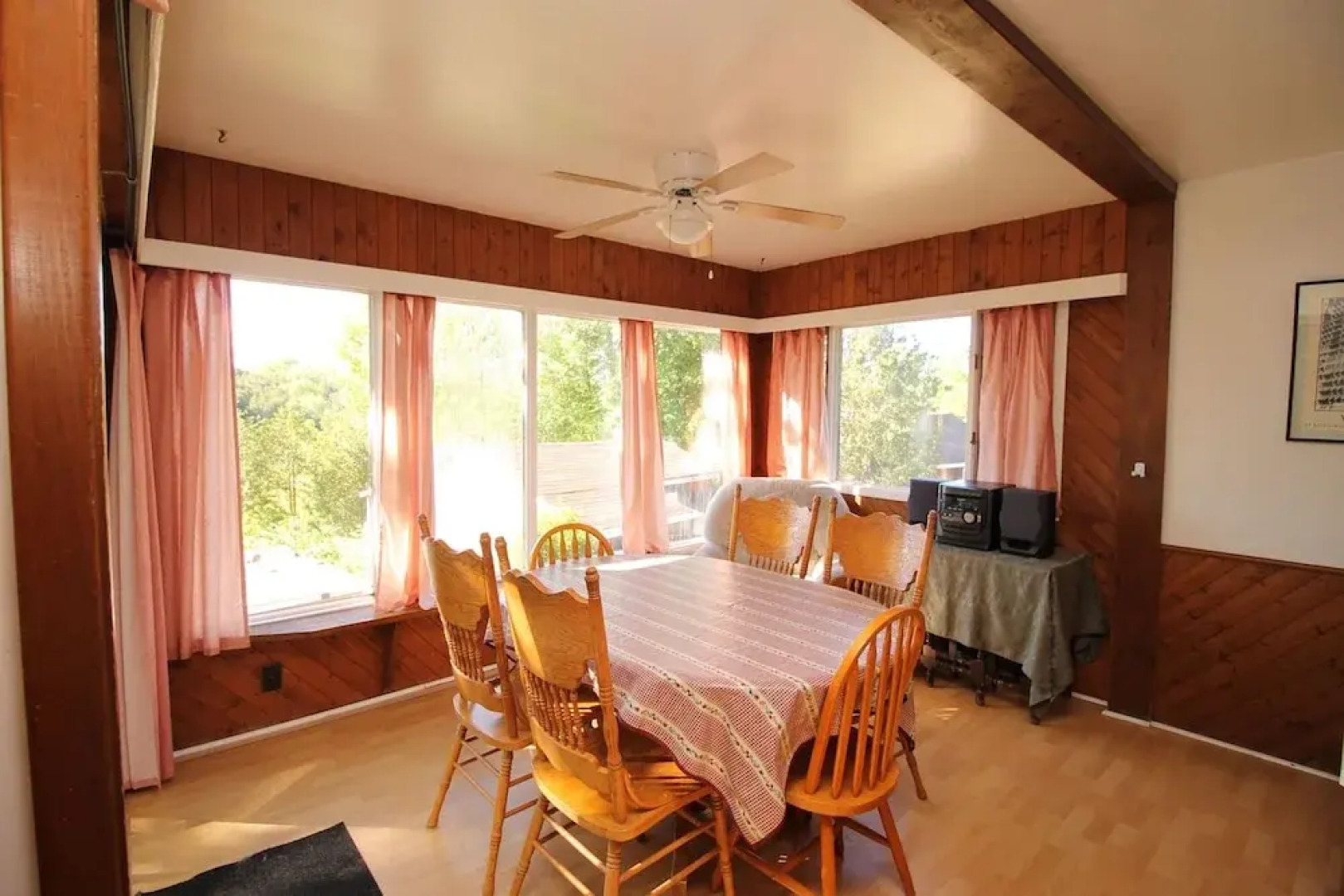 3 Bdrm Country Cottage - Main House - Rosewood Cottages