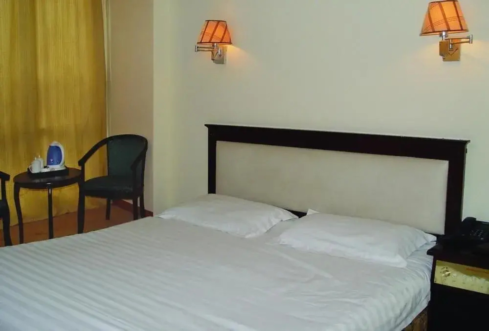 Wu Ting Long Holiday Hotel