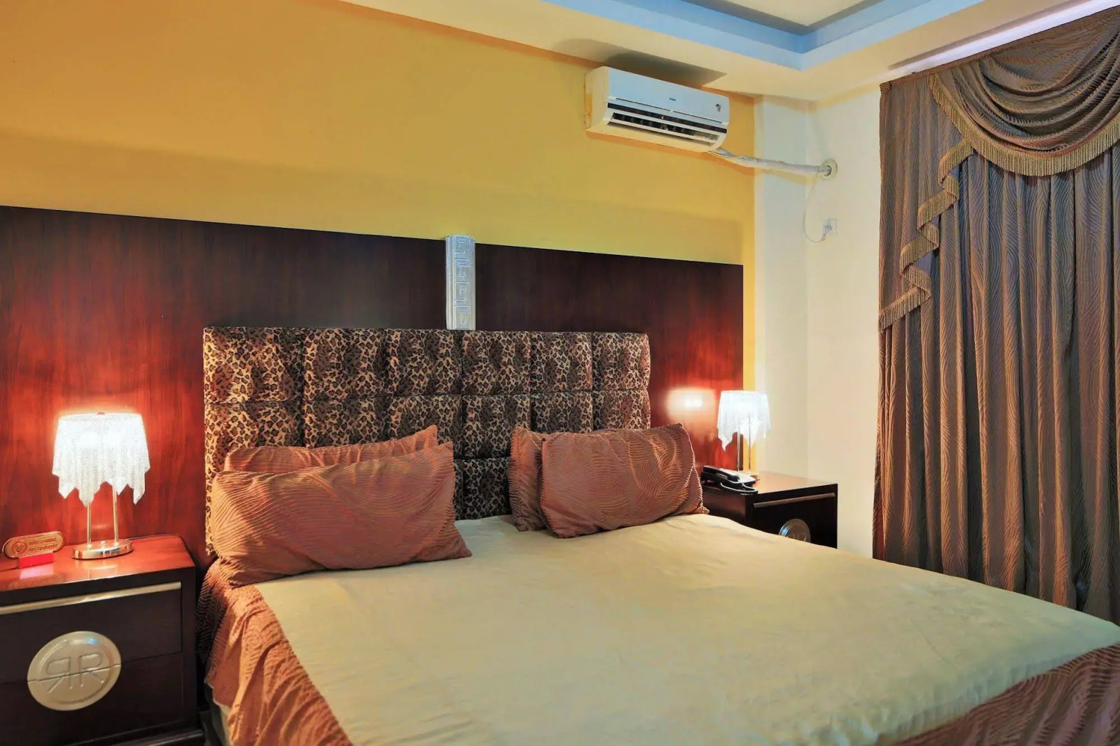 Hotel Ritz Roma Huambo