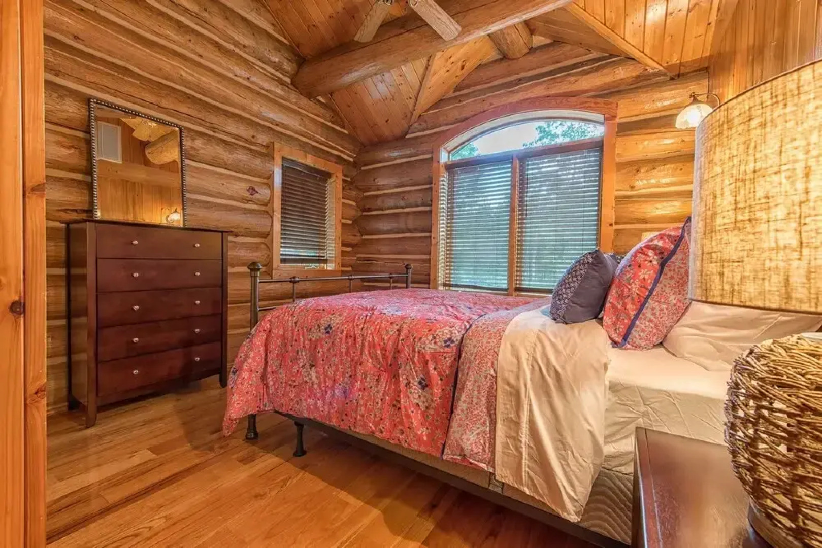 Azalea Retreat- The Lodge by Avantstay Best View