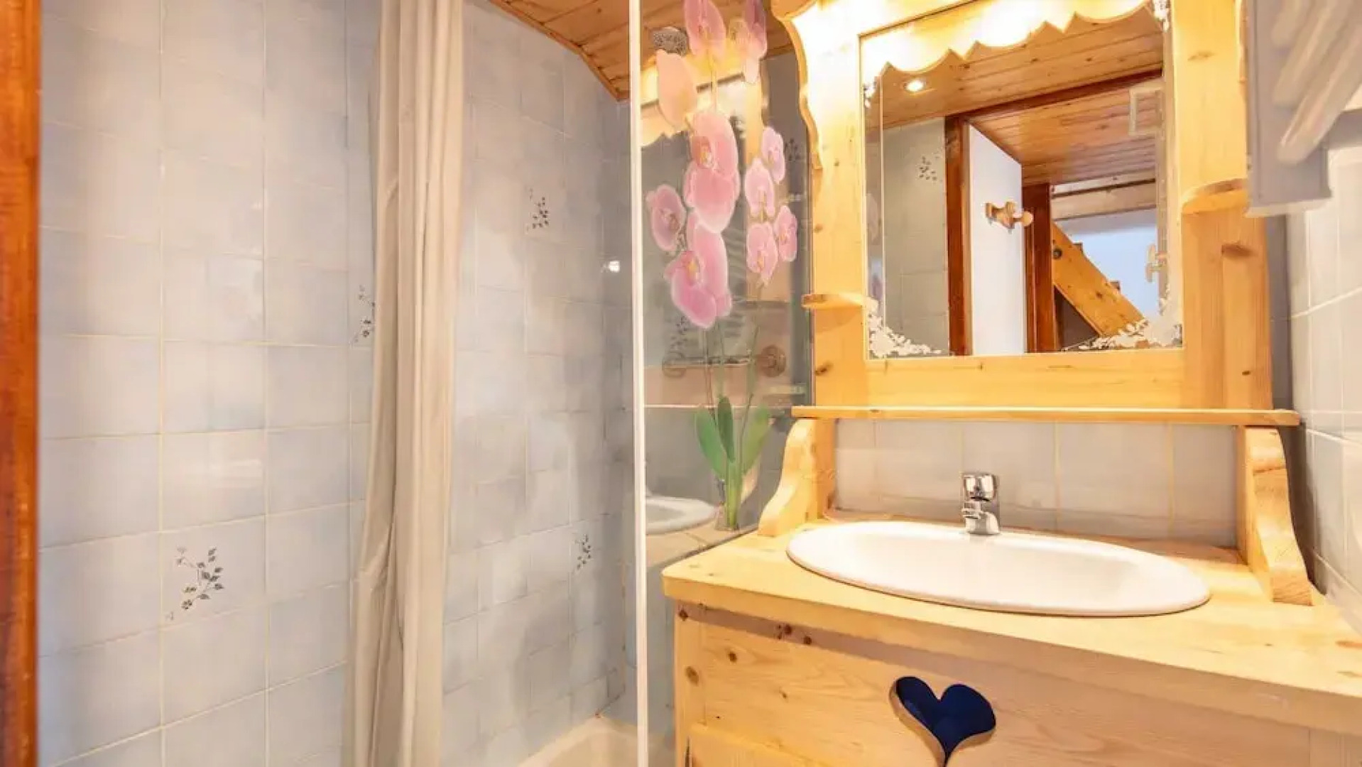 Studio in Saint-sorlin Near Ski Slopes