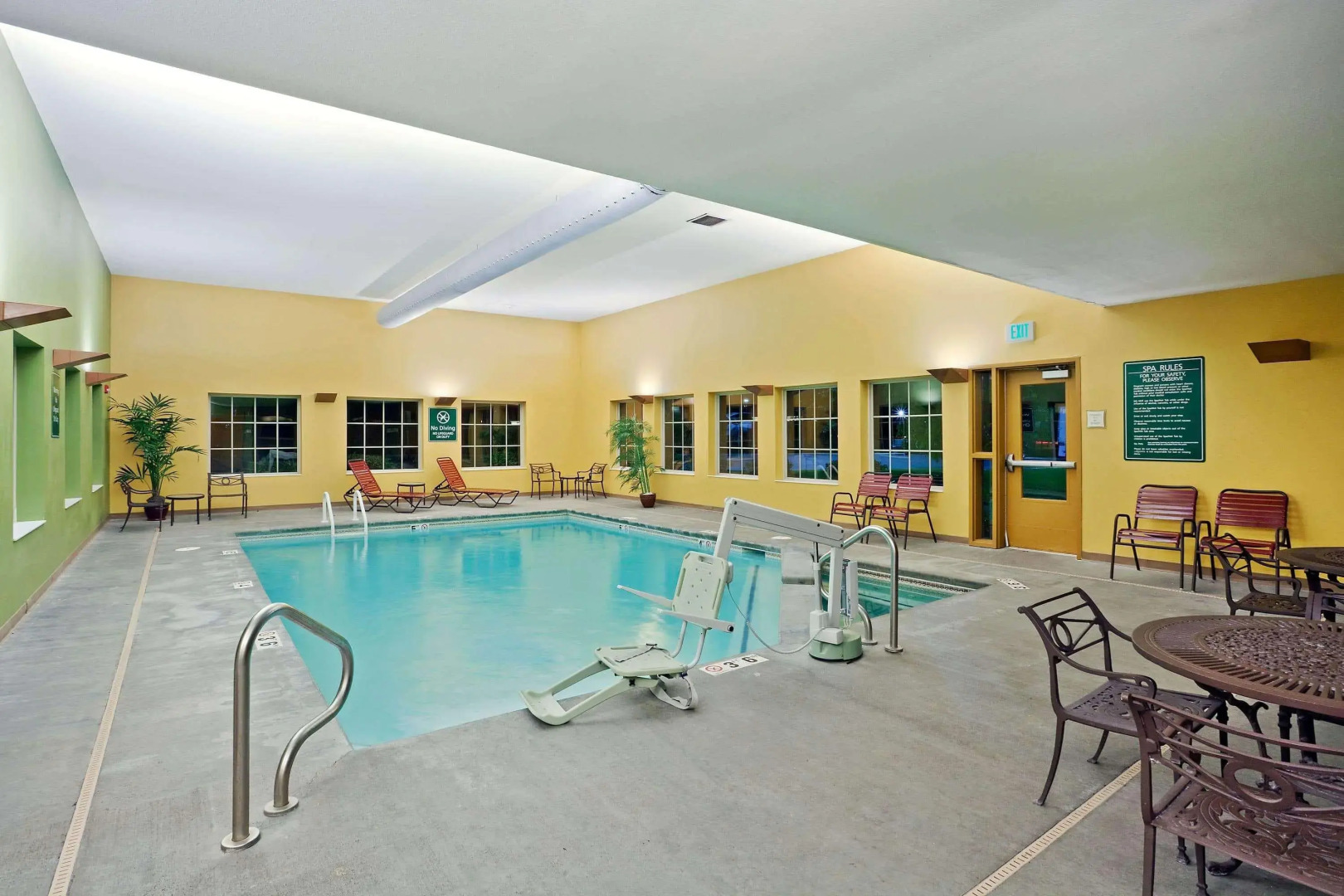 La Quinta Inn And Suites Olathe